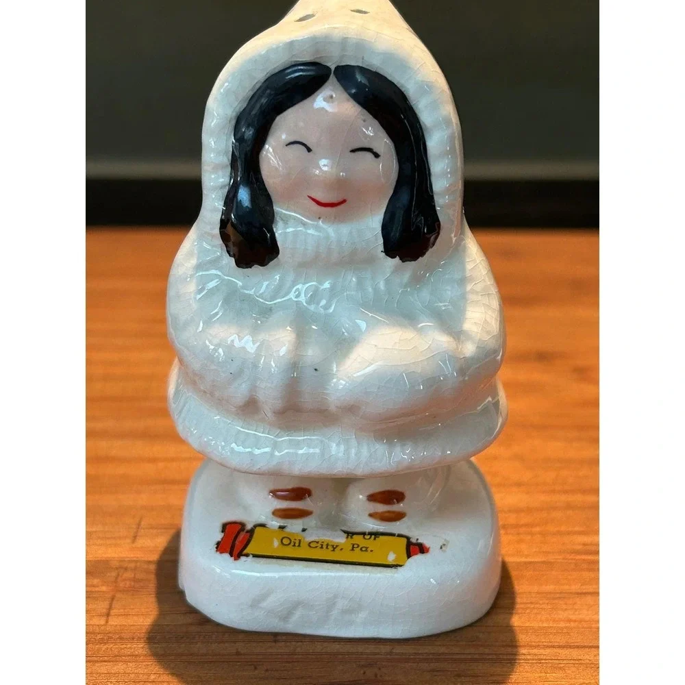 Vintage Horvath Eskimo Inuit Salt‎ and Pepper Shakers Oil City Pa Souvenir White
